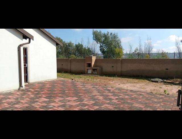 2 BEDROOM HOUSE FOR SALE IN WILFORDON